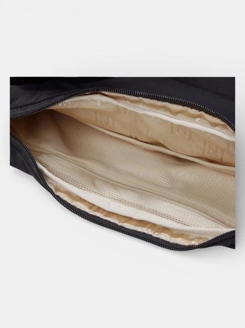 The North Face W Never Stop Crossbody oldaltáska fekete színben 4