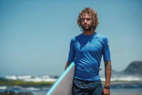 O'Neill Basic Skins S/S Rash Guard férfi rövid ujjú lycra kék színben 5