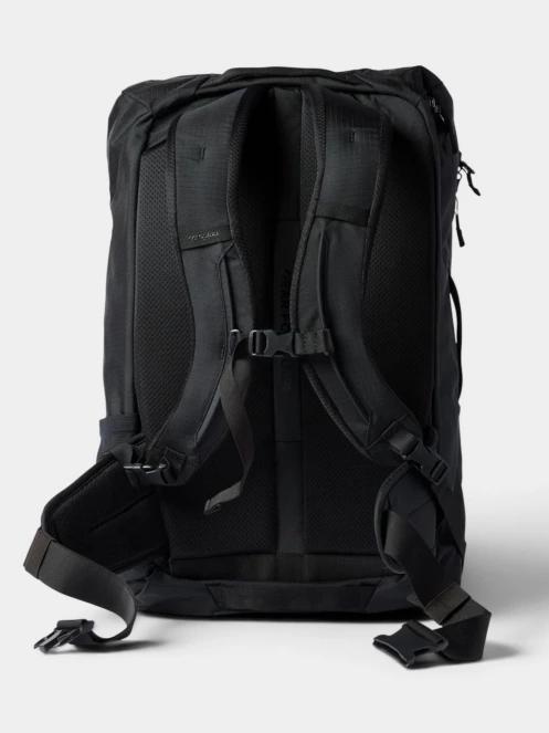 Cotopaxi Allpa 42L Travel Pack hátizsák fekete színben 3