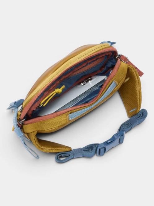 Cotopaxi Allpa X 1.5L Hip Pack övtáska oliva színben 4