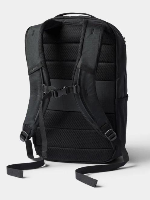 Cotopaxi Allpa 18L Daypack hátizsák fekete színben 3