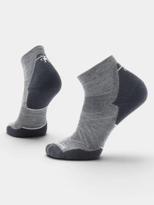 Smartwool Run Targeted Cushion Ankle Socks férfi sportzokni szürke színben 2