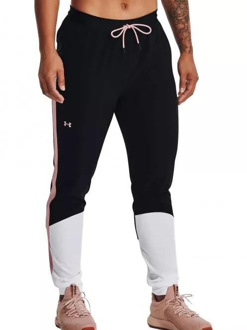 Under Armour Armour Sport CB Woven Pant női tréning nadrág fekete színben 2